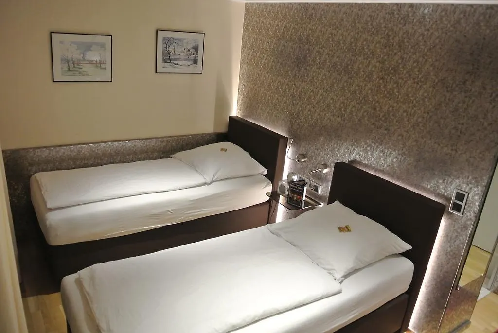 Hotel-Restaurant Goldenes Lamm Dinkelsbühl